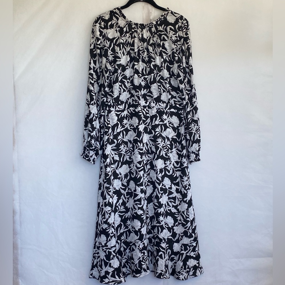 Elegant J Crew sizes 8 Black and White Floral Dress long sleeve light  slip